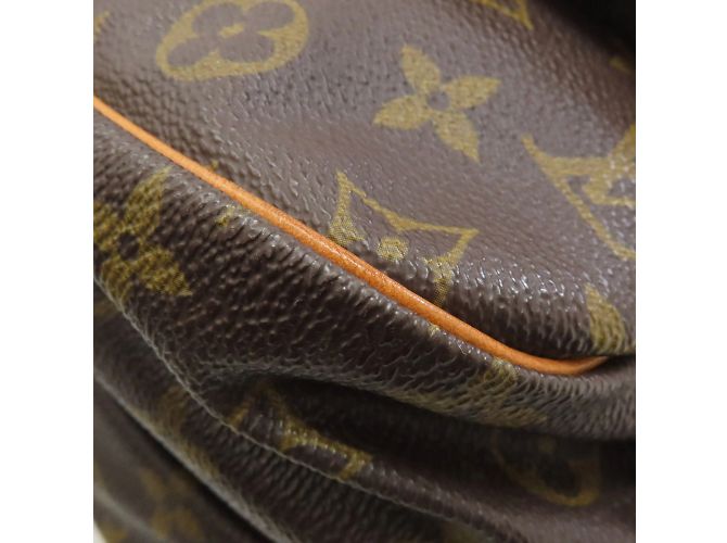 Borsa a Spalla Saumur 30 M42256 di Louis Vuitton Monogramma - vista 23