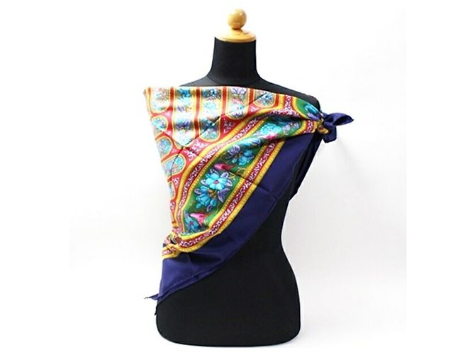 Foulard in seta Hermès - Kare 90 Multicolore Blu navy - vista 3