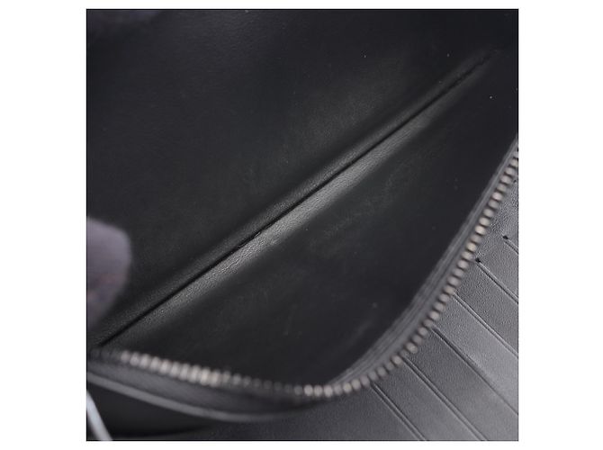 Louis Vuitton Taurillon Leather Zippy Wallet Black - view 6