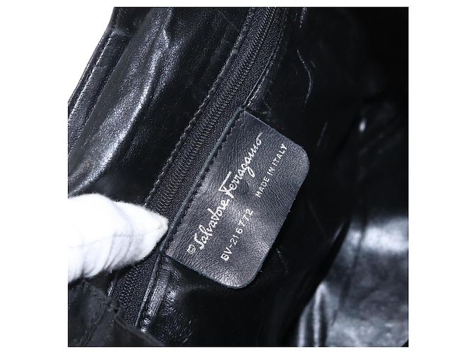 Zaino Gancini in nylon nero e argento Salvatore Ferragamo Auth 155204 - vista 12