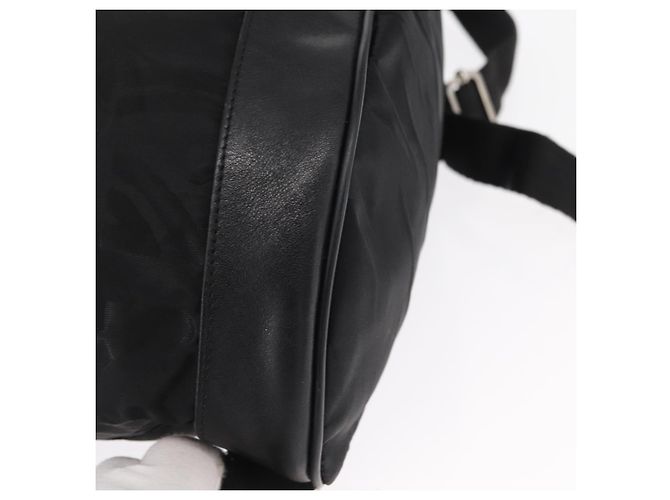 Zaino Gancini in nylon nero e argento Salvatore Ferragamo Auth 155204 - vista 15