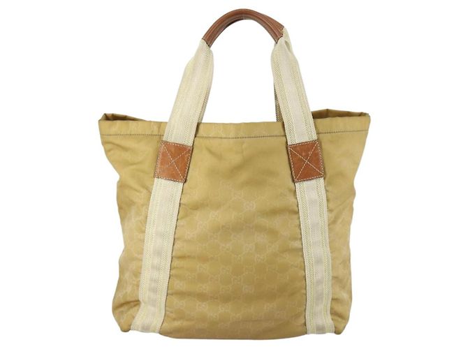 Borsa a mano GG Canvas Gucci in nylon beige 189669 Auth ti3521 - vista 2