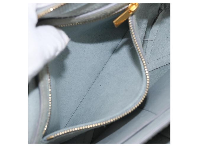 Céline Borsa a spalla trifold CELINE in pelle grigia e oro Auth BA9180 Marrone D'oro - vista 22