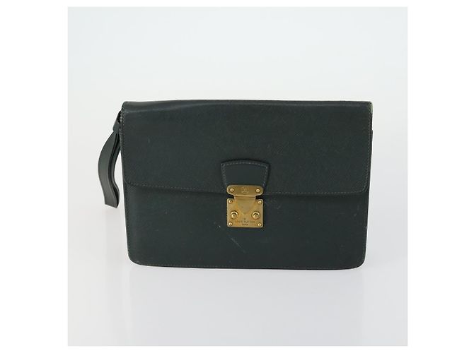 LOUIS VUITTON Clutch Monogram Taiga 2 Set LV Auth 158725 Monogramma - vista 2