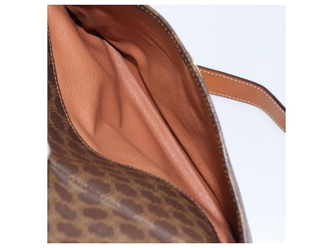 Céline Borsa a Spalla in Tela Macadam CELINE in Pelle PVC Marrone Oro Auth mr1695 D'oro - vista 22