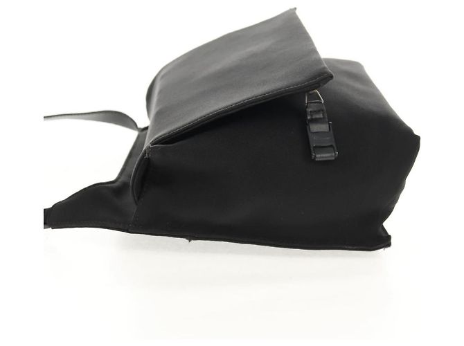 Borsa a Spalla Salvatore Ferragamo Nylon Nero Auth BA8876 - vista 3