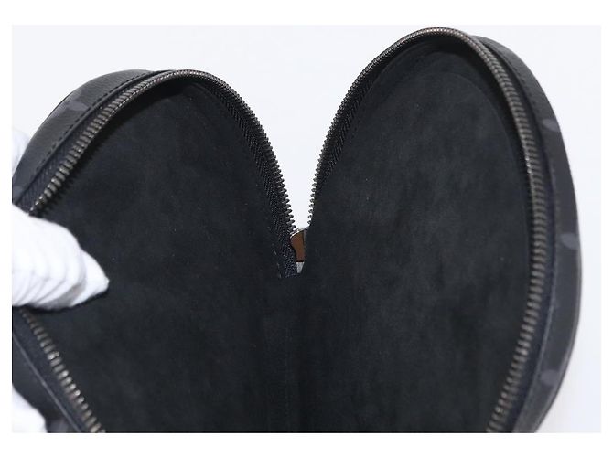 LOUIS VUITTON Ensemble Monogram Eclipse Ping Pong James Club Étui LV Auth 158098SM Monogramme - vue 17