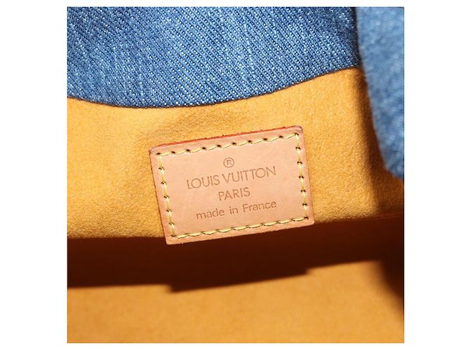 LOUIS VUITTON Borsa a mano Preity in denim Monogram blu M95020 LV Auth 157975SAV - vista 18