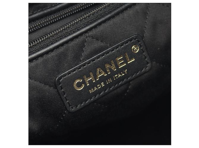 CHANEL Zaino Piccolo 22 Nero - vista 4