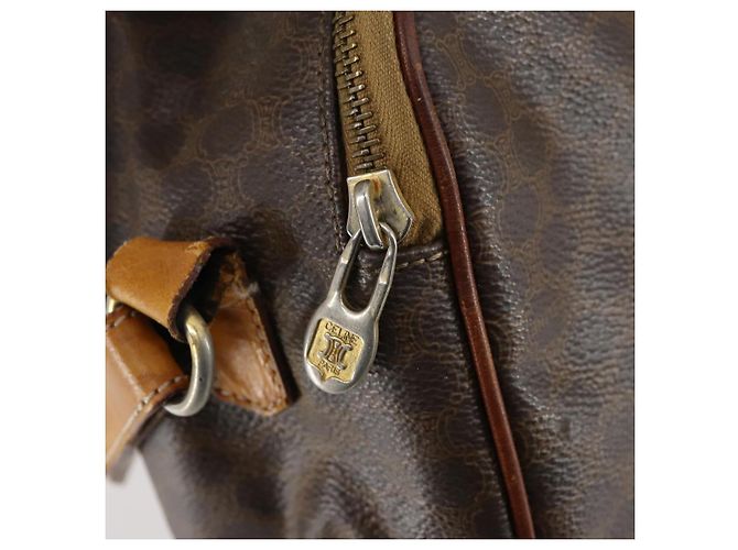 Céline Borsa a mano in tela Macadam CELINE in pelle PVC 2 in 1 marrone oro Auth 154376 D'oro - vista 10