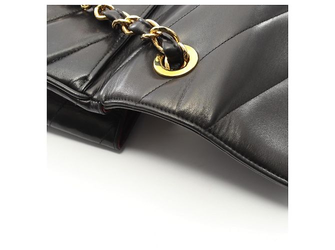 Borsa a Spalla V-Stitch di Chanel Nero - vista 11