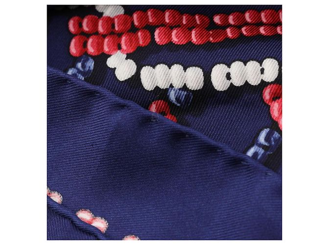 Foulard in seta Hermès Carré Jean 140 Kelly in Perle Bianco Rosso Blu navy - vista 5