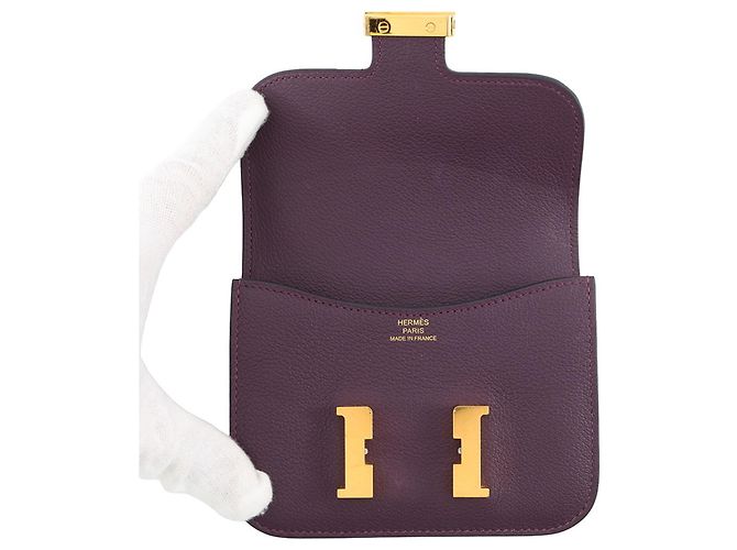 Monedero Constance en Cassis de Hermès Morado oscuro - vista 4