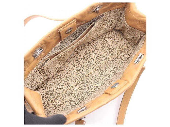 Borsa Panthère di Cartier in pelle beige - vista 3
