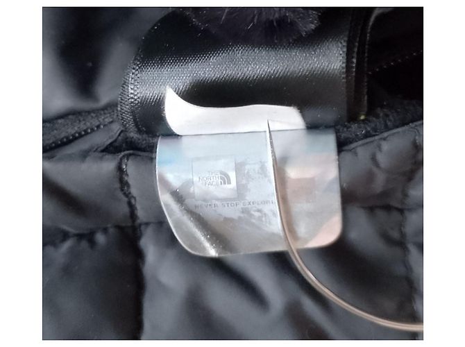 The North Face Wendbare Mossbud Swirl Jacke für Mädchen, schwarz, mit Plüschfutter, Puffer, Größe M - Ansicht 7
