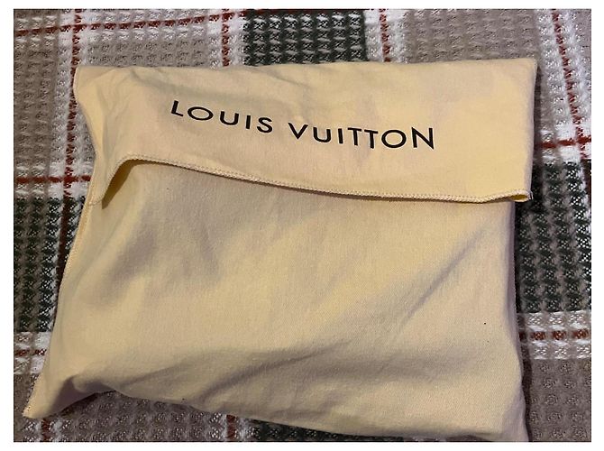 Louis Vuitton Luka Black - view 12
