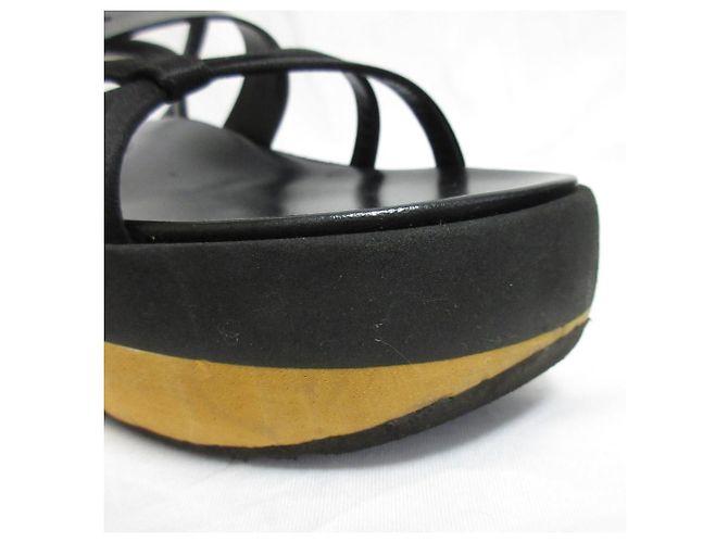 Marni Lackleder Flatform Sandalen Schwarz - Ansicht 9