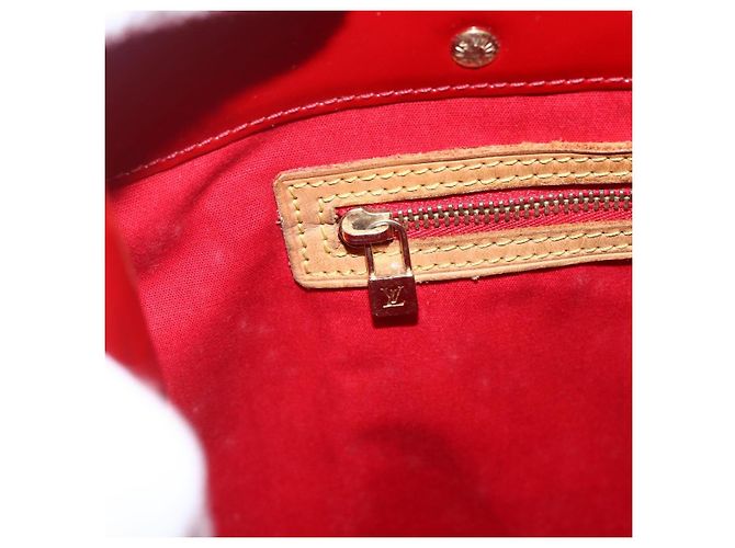 LOUIS VUITTON Monogram Vernis Reade MM Borsa a Mano Rossa M91086 LV Auth 159938 Rosso - vista 17