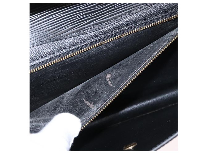 LOUIS VUITTON Clutch Epi Montaigne 27 Nero M52652 LV Auth ep12214 - vista 11