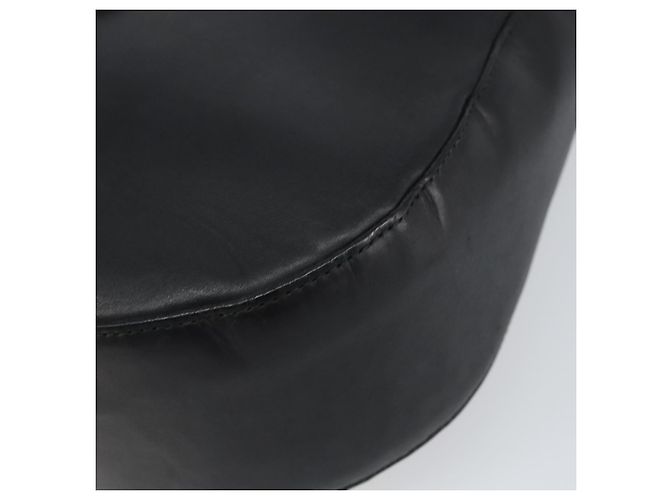 Borsa a Spalla Gancini in Pelle Nera e Oro Salvatore Ferragamo Auth 156463 Nero D'oro - vista 9