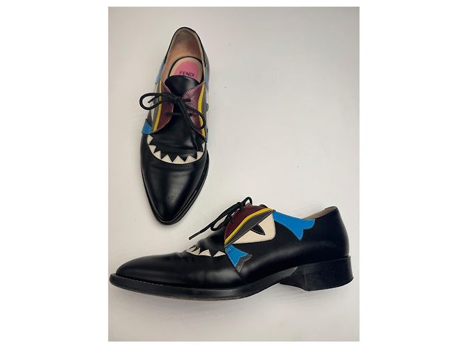 Scarpe in pelle vintage Fendi con lacci nere EU36 Nero - vista 2