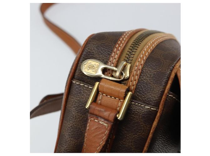 Céline Bolso de Hombro de Lona Macadam CELINE en Cuero PVC Marrón Dorado Auth 156444 Castaño - vista 10
