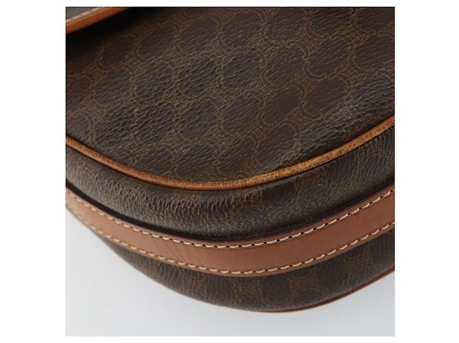 Céline Bolso de Hombro de Lona Macadam CELINE en Cuero PVC Marrón Dorado Auth 156444 Castaño - vista 14