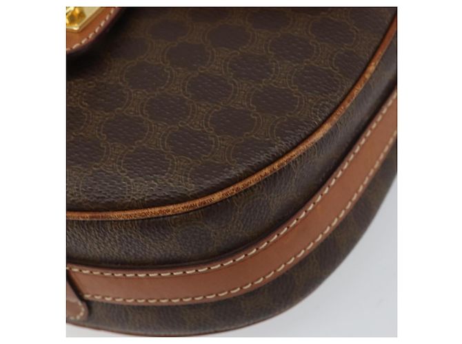 Céline Bolso de Hombro de Lona Macadam CELINE en Cuero PVC Marrón Dorado Auth 156444 Castaño - vista 9