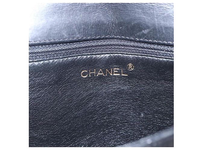 CHANEL Matelassé 25 Borsa a Spalla con Catena in Pelle di Agnello Nera Oro CC Auth 158905SAM Nero D'oro - vista 18