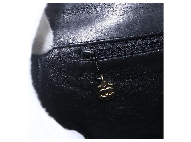 CHANEL Matelassé 25 Borsa a Spalla con Catena in Pelle di Agnello Nera Oro CC Auth 158905SAM Nero D'oro - vista 19