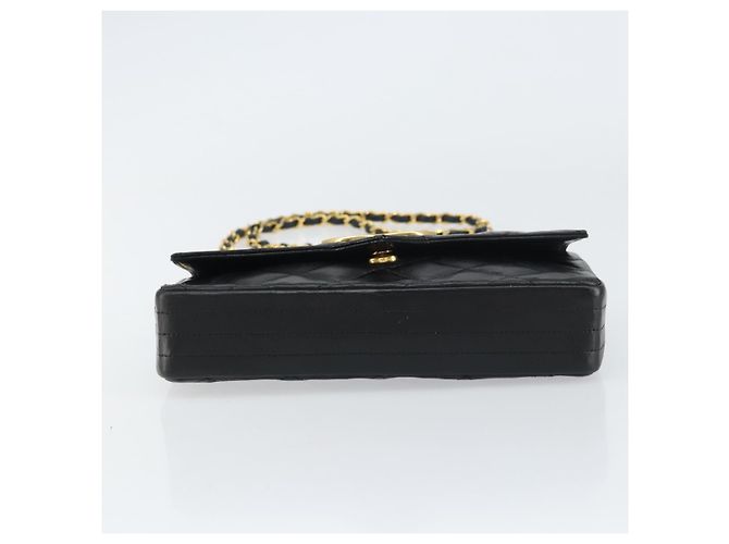 Sac à bandoulière matelassé CHANEL en cuir d'agneau noir avec chaîne dorée CC Auth ki6227 - vue 5