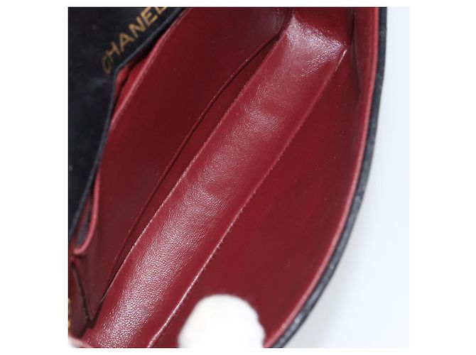 Sac à bandoulière matelassé CHANEL en cuir d'agneau noir avec chaîne dorée CC Auth ki6227 - vue 9