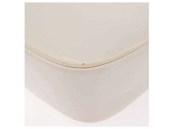 Borsa a Spalla Gancini in Pelle Bianca e Oro Auth BA8782 di Salvatore Ferragamo Bianco D'oro - vista 16