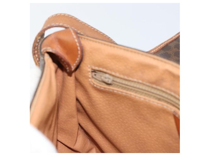Céline Borsa a spalla in tela Macadam CELINE in pelle PVC marrone e oro Auth fm4980 D'oro - vista 21