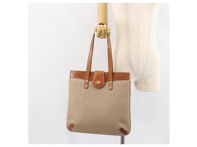 Céline Borsa Tote in Tela Macadam CELINE PVC Beige Oro Auth 156447 D'oro - vista 23