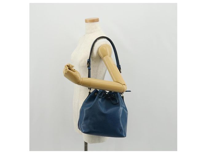 Noe LOUIS VUITTON Epi Petit Noé Borsa a Spalla Blu M44105 LV Auth SW1860 - vista 22