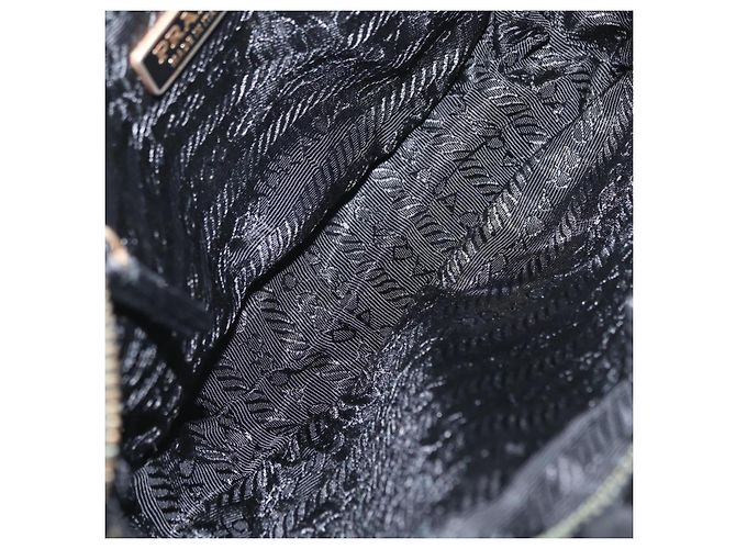 Borsa a Spalla PRADA in Nylon Pelle Nera Oro Auth ki6206 Nero D'oro - vista 10
