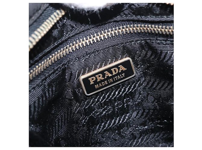 Borsa a Spalla PRADA in Nylon Pelle Nera Oro Auth ki6206 Nero D'oro - vista 20