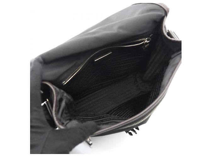 Borsa a spalla in nylon e pelle Saffiano Prada Marrone Nero - vista 3