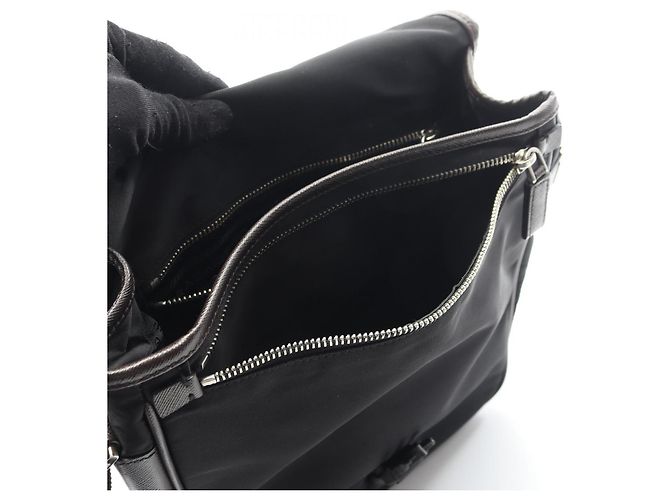 Borsa a spalla in nylon e pelle Saffiano Prada Marrone Nero - vista 7
