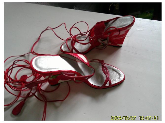 Autre Marque Décolleté con tacco zecca in tessuto floreale e pelle rossa 37 - vista 7