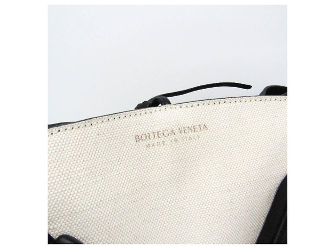 Bolsa Tote Grande Bottega Veneta Basket Preto Fora de branco - vista 6