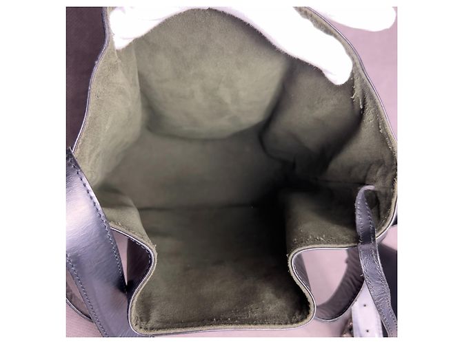 Louis Vuitton Sac d'épaule leather handbag Black - view 17