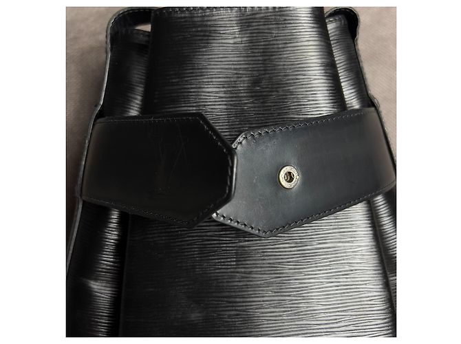 Louis Vuitton Sac d'épaule leather handbag Black - view 7