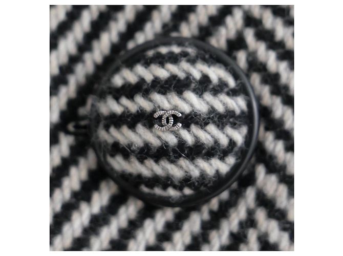 Abrigo corto de espiga de Chanel Otoño 2015 Negro - vista 5