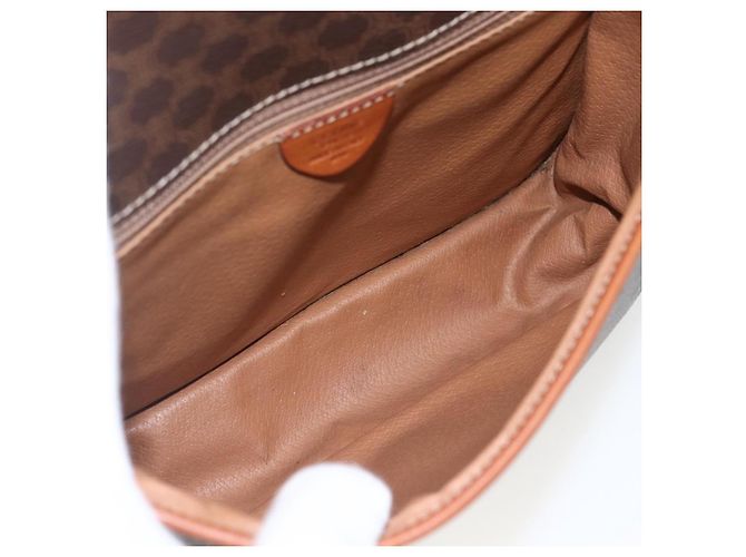 Céline Borsa a Spalla Celine Macadam in Pelle PVC Marrone - vista 5