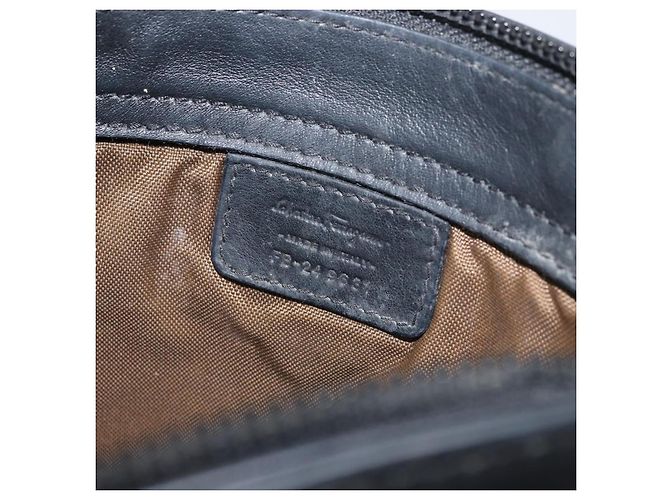 Bolsa de Ombro Salvatore Ferragamo em Couro Preto Prata Auth BA8970 - vista 12