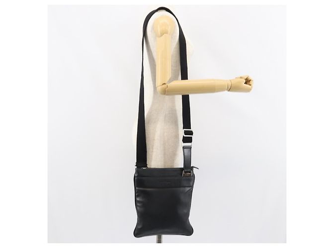Bolsa de Ombro Salvatore Ferragamo em Couro Preto Prata Auth BA8970 - vista 23