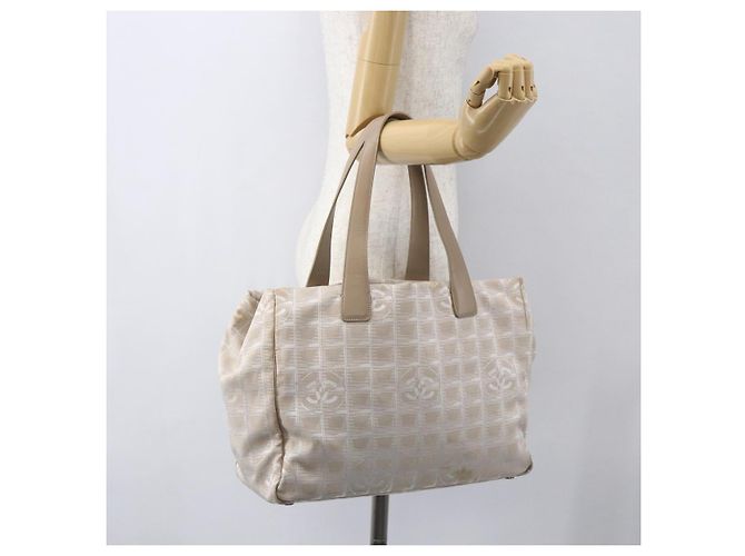 CHANEL Nova linha de viagem Bolsa de mão em nylon bege prata CC Auth mr1703 - vista 22