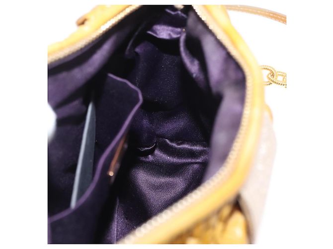 Borsa a Spalla Miu Miu con Catena Smalto Giallo Oro Auth BA8837 D'oro - vista 20